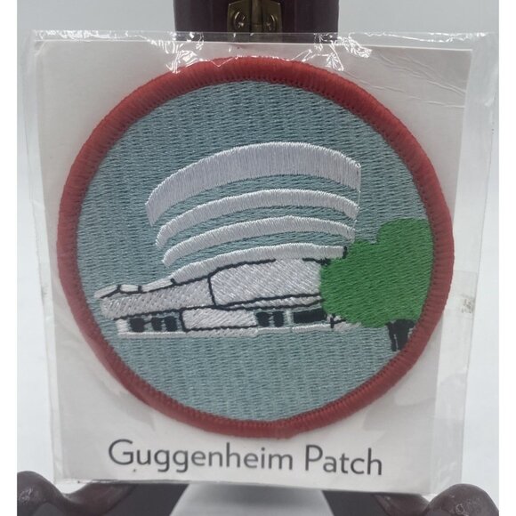 Guggenheim Art Museum Patch NYC Frank Lloyd Wright Embroidered Iron On HTF - Picture 1 of 11